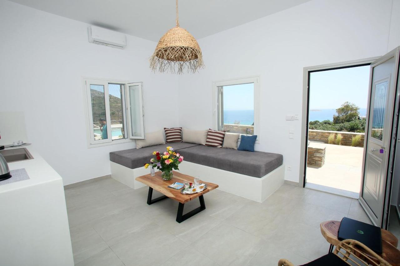 Elia Privileged Suites Andros Ανδροσ Andros Town Exterior foto