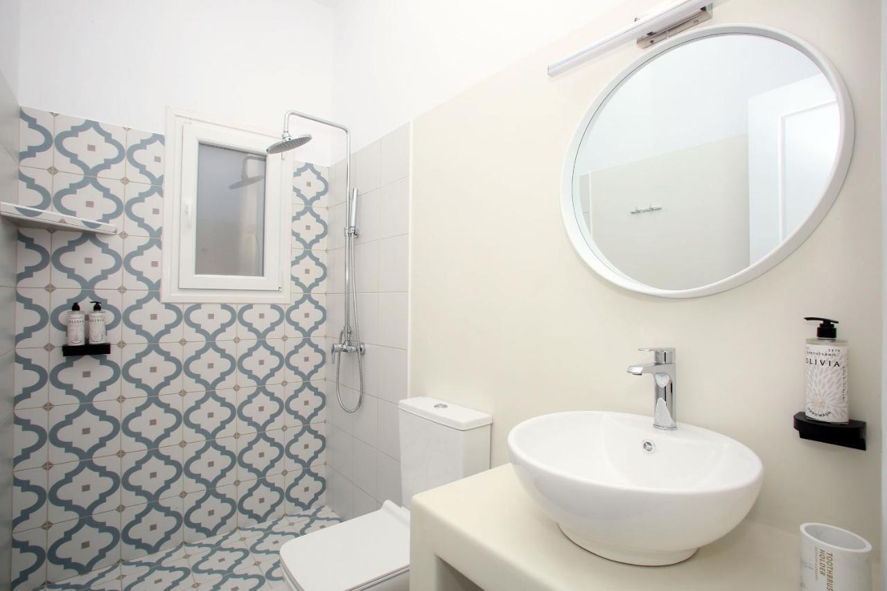 Elia Privileged Suites Andros Ανδροσ Andros Town Exterior foto