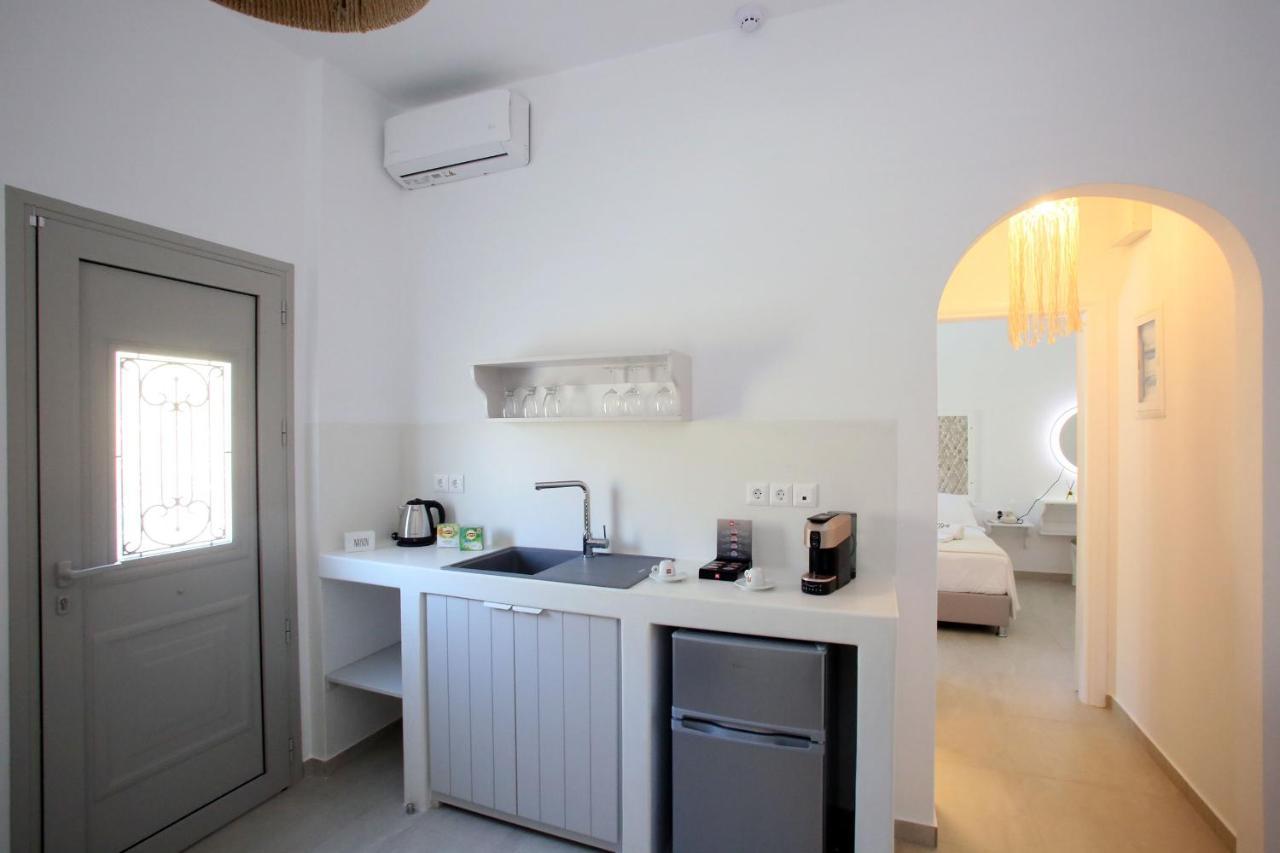 Elia Privileged Suites Andros Ανδροσ Andros Town Exterior foto